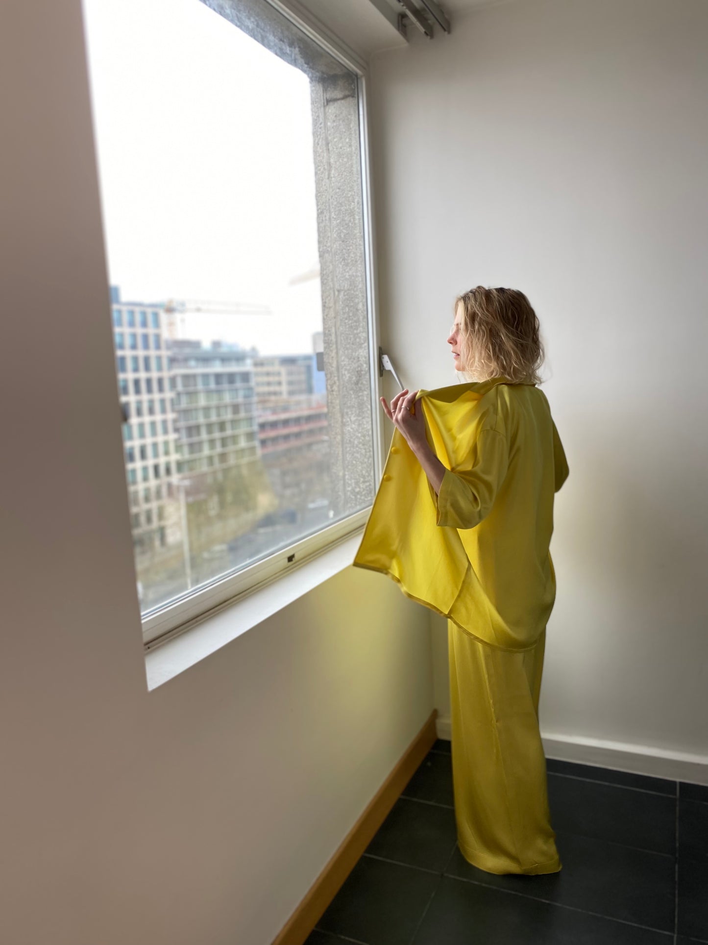 Ensemble satin jaune