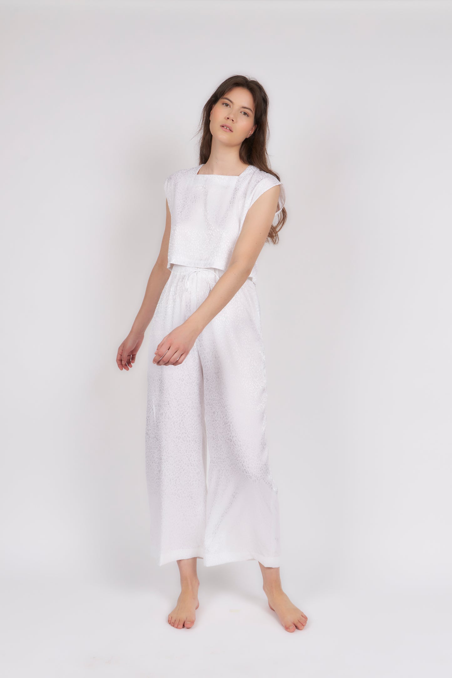 Ensemble crop top + pantalon moucheté blanc